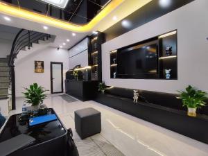 NHÀ ĐẸP ĐÓN NOEL - 4 TẦNG 3 NGỦ 34M2 - SẴN NỘI THẤT- TRUNG TÂM ĐÔNG ĐA 7,48 TỶ